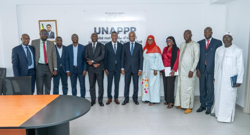 Visite du Ministre Abdourahmane Sarr au Personnel de l'UNAPPP Point E